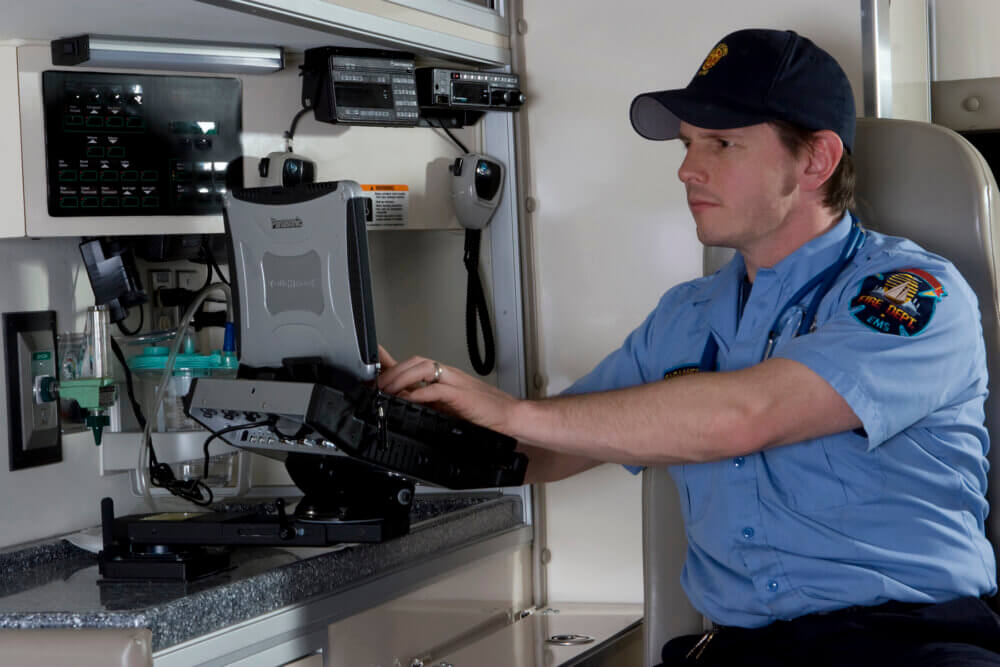 Havis docking station for EMS Industry